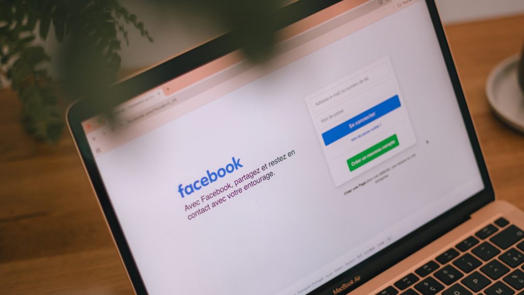 How to change facebook password